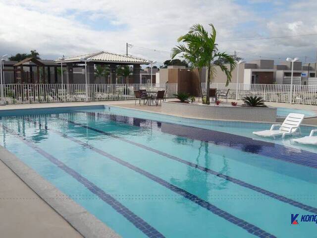 #4177 - Casa para Locação em Feira de Santana - BA