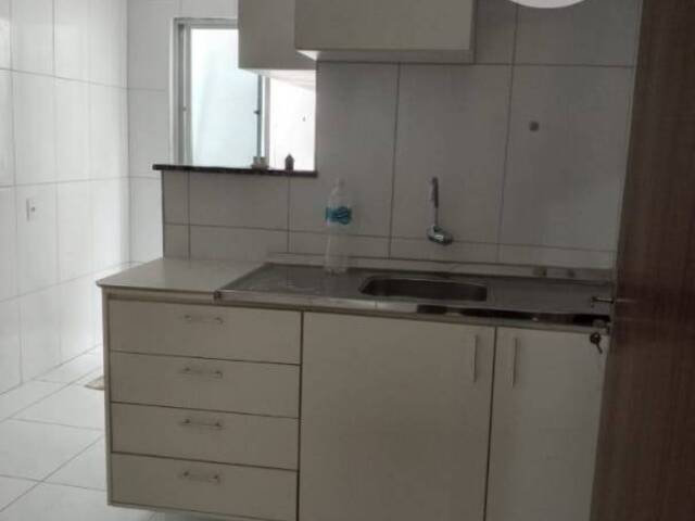 #8 - Apartamento para Locação em Feira de Santana - BA