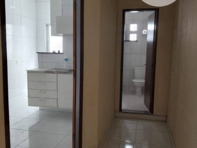 Apartamento para Locação em Feira de Santana - 5
