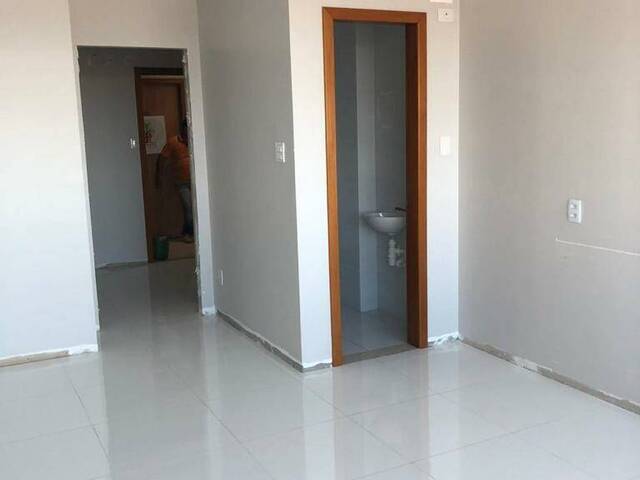 #109 - Sala Comercial para Locação em Feira de Santana - BA