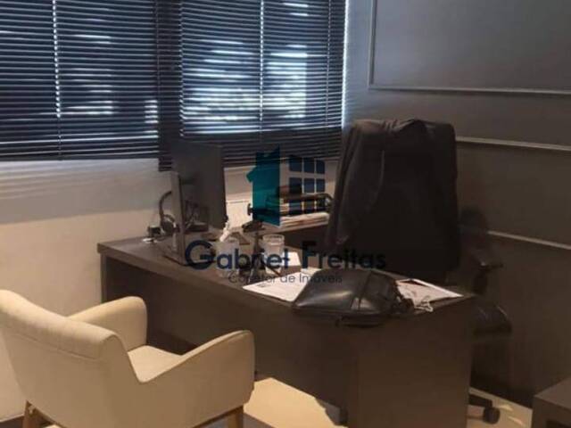 #168 - Sala Comercial para Venda em Feira de Santana - BA