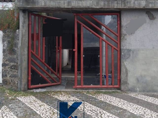 #238 - Casa para Locação em Feira de Santana - BA