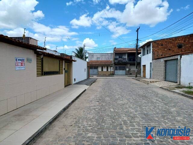 Casa para Venda em Feira de Santana - 4