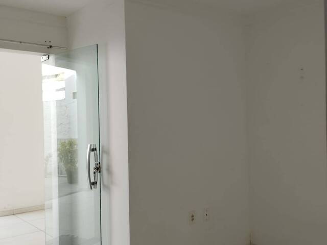 #695 - Apartamento para Locação em Feira de Santana - BA