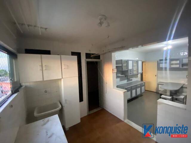 Apartamento para Venda em Feira de Santana - 5
