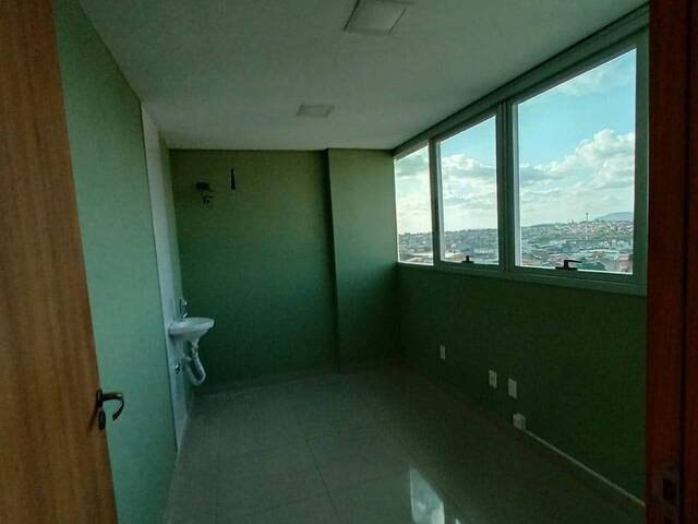 Sala Comercial para Locação em Feira de Santana - 5