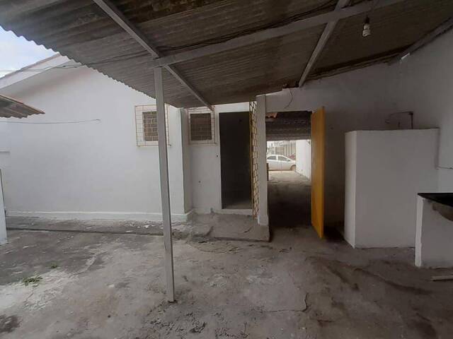 Casa para Venda em Feira de Santana - 5