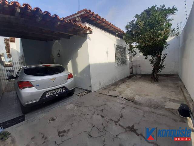 Casa em condomínio para Venda em Feira de Santana - 4