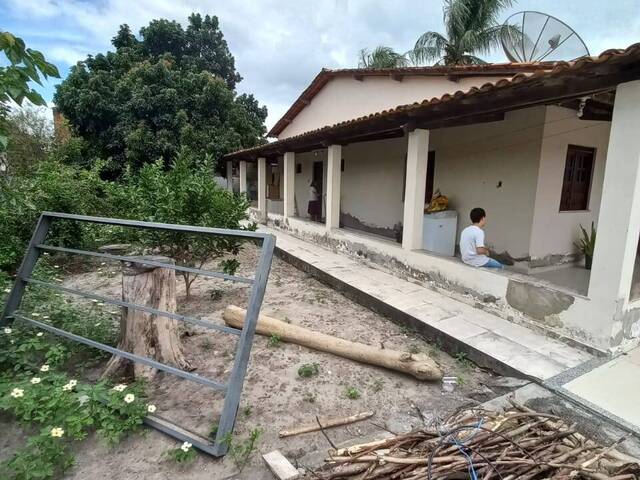 Casa para Venda em Feira de Santana - 5
