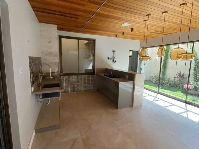 #1513 - Casa em condomínio para Venda em Feira de Santana - BA