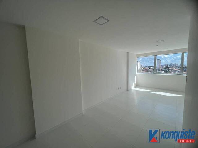 #1894 - Sala Comercial para Locação em Feira de Santana - BA