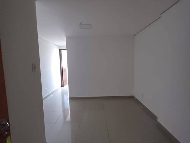 Sala Comercial para Locação em Feira de Santana - 4