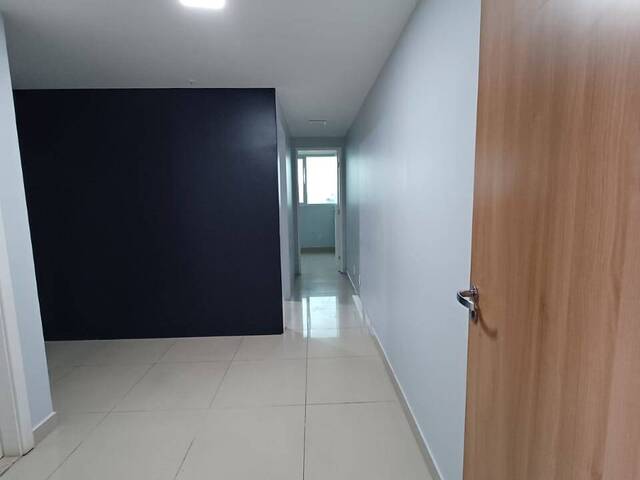 #4085 - Sala Comercial para Locação em Feira de Santana - BA