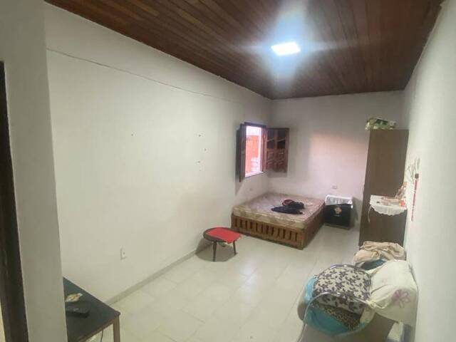 Apartamento para Venda em Feira de Santana - 4