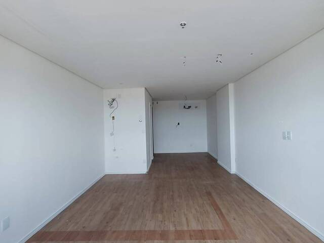 Sala Comercial para Venda em Feira de Santana - 4