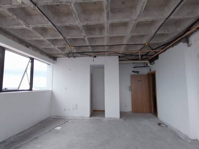 #4161 - Sala Comercial para Venda em Feira de Santana - BA