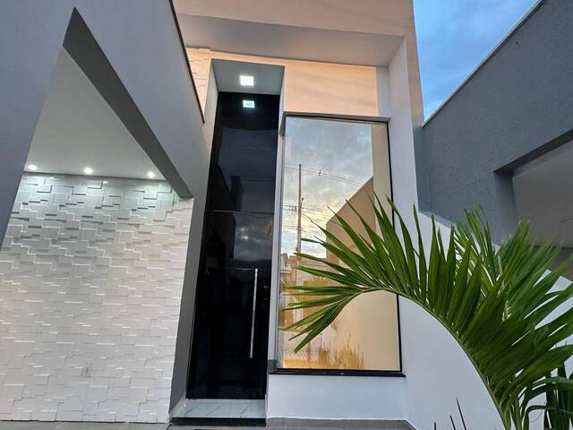 #4166 - Casa em condomínio para Venda em Feira de Santana - BA