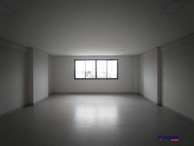 Apartamento para Venda em Feira de Santana - 4