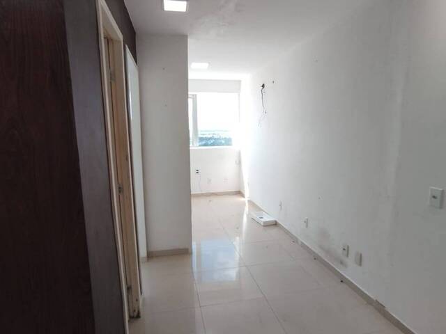 #4179 - Sala Comercial para Locação em Feira de Santana - BA