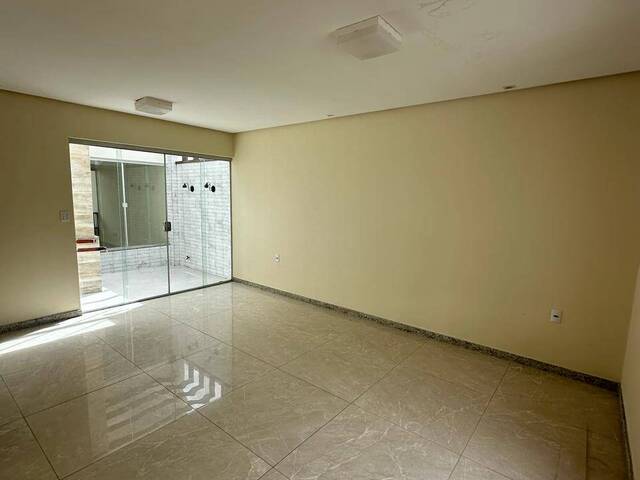 Casa em condomínio para Venda em Feira de Santana - 4