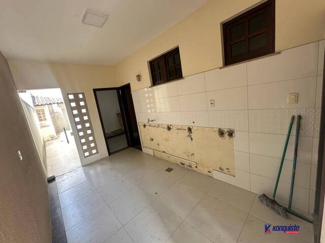 #4194 - Casa para Locação em Feira de Santana - BA