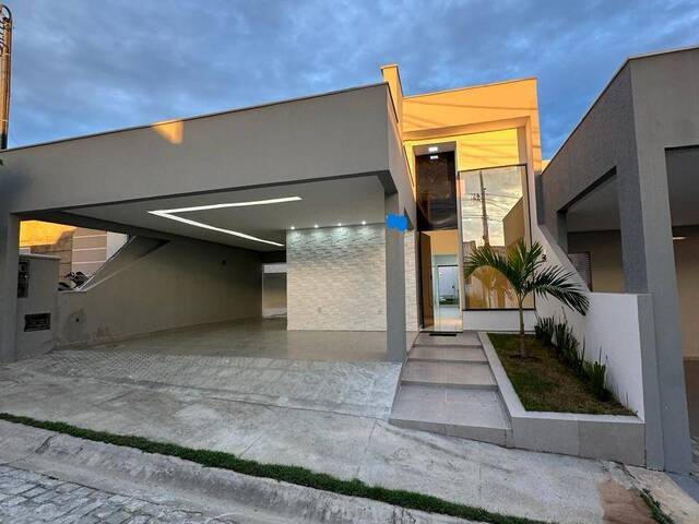 #4166 - Casa em condomínio para Venda em Feira de Santana - BA