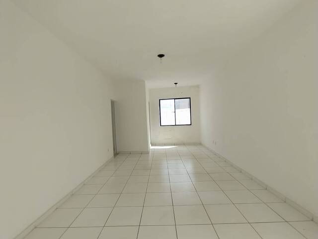 #4207 - Sala Comercial para Locação em Feira de Santana - BA
