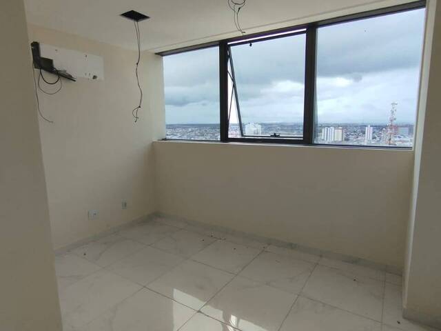 #98 - Sala Comercial para Locação em Feira de Santana - BA