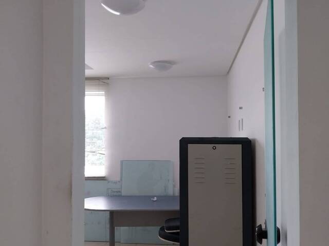 #4242 - Sala Comercial para Locação em Feira de Santana - BA