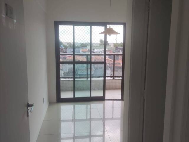 #4291 - Apartamento para Locação em Feira de Santana - BA