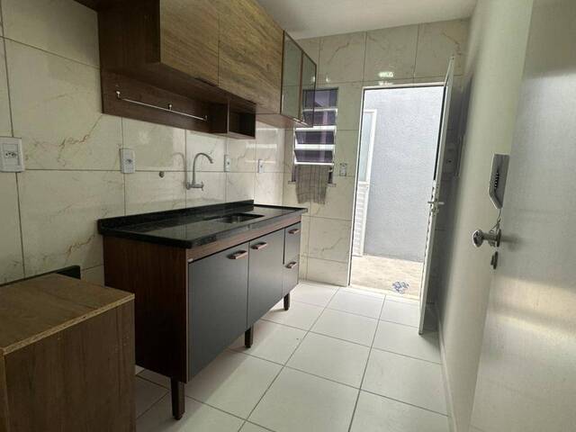 #4367 - Casa em condomínio para Venda em Feira de Santana - BA