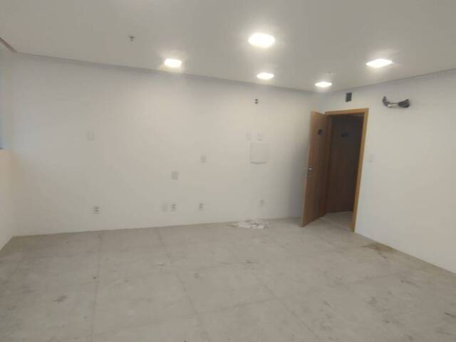 Sala Comercial para Locação em Feira de Santana - 5