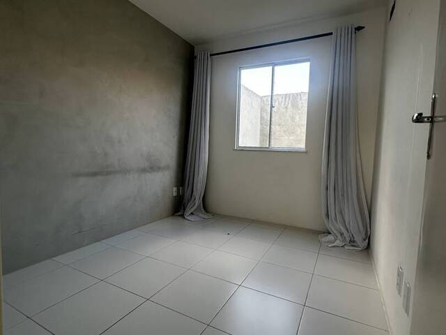 Casa em condomínio para Venda em Feira de Santana - 4