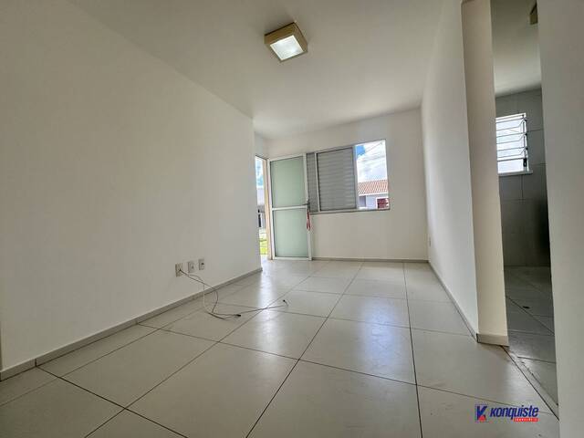 #4419 - Casa em condomínio para Locação em Feira de Santana - BA