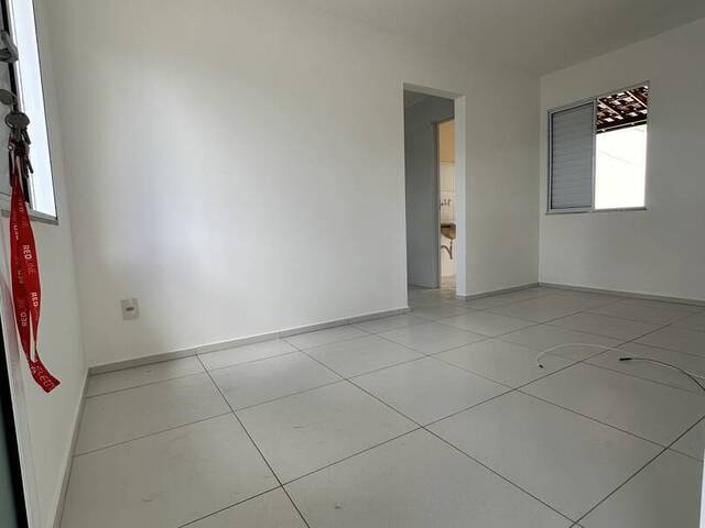 #4419 - Casa em condomínio para Locação em Feira de Santana - BA