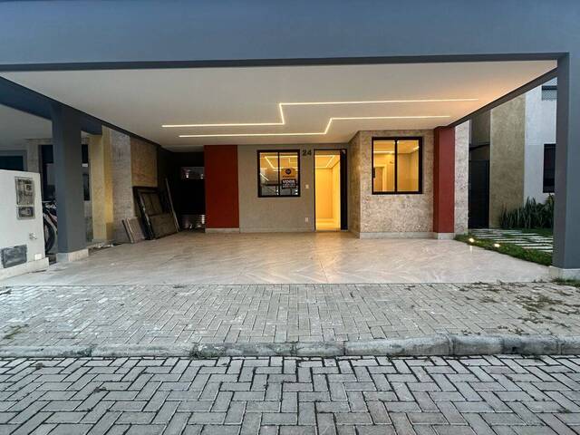 #4413 - Casa em condomínio para Venda em Feira de Santana - BA - 1
