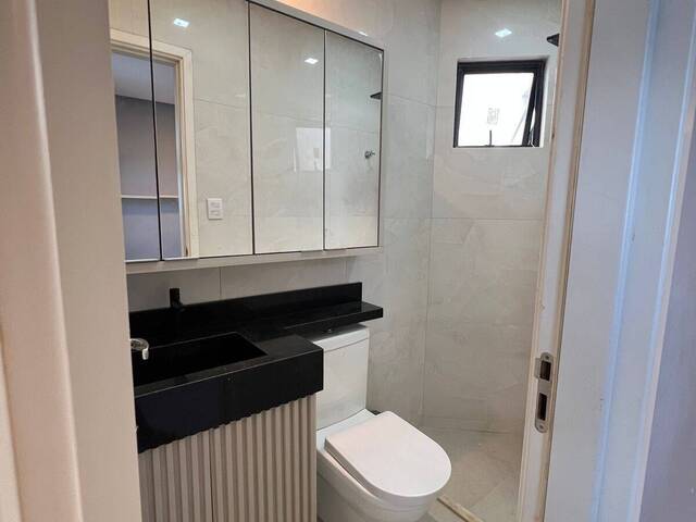 Casa em condomínio para Venda em Feira de Santana - 4