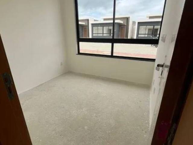 #4493 - Casa em condomínio para Venda em Feira de Santana - BA