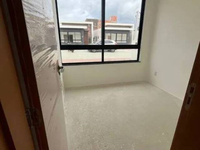 #4493 - Casa em condomínio para Venda em Feira de Santana - BA
