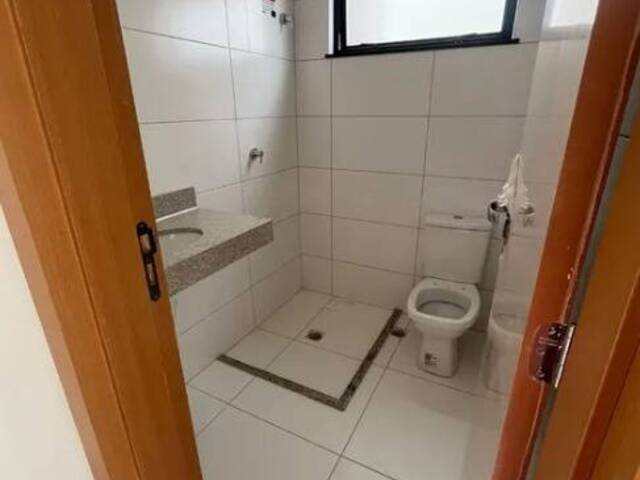 Casa em condomínio para Venda em Feira de Santana - 4