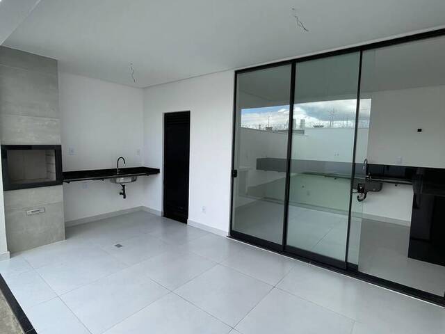 #4509 - Casa em condomínio para Venda em Feira de Santana - BA - 3