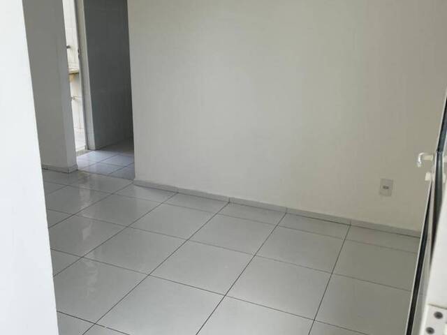 #4510 - Casa em condomínio para Venda em Feira de Santana - BA - 3