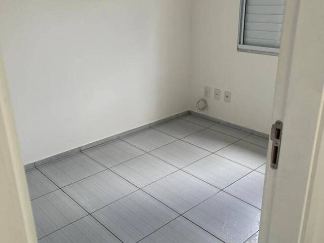 #4510 - Casa em condomínio para Venda em Feira de Santana - BA - 2