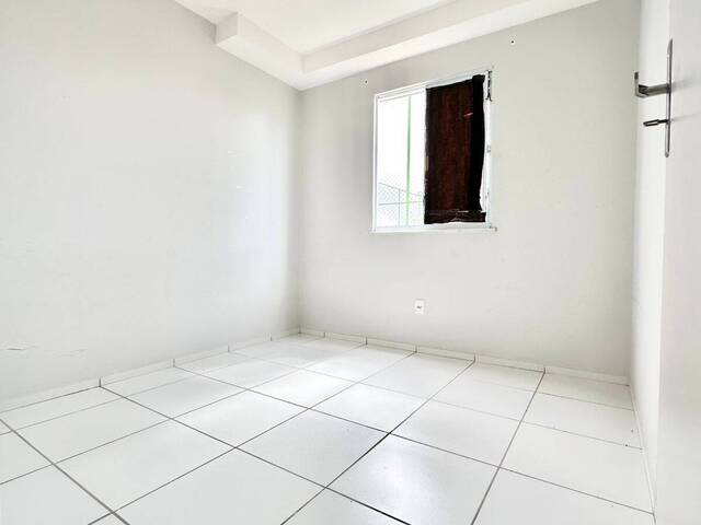 #4522 - Apartamento para Venda em Feira de Santana - BA - 3