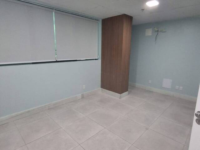 Sala Comercial para Venda em Feira de Santana - 5
