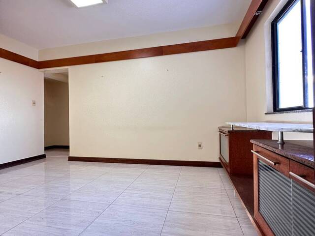 #4531 - Apartamento para Venda em Feira de Santana - BA - 2