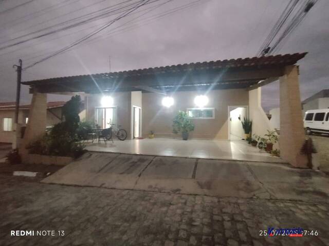 #4553 - Casa em condomínio para Venda em Feira de Santana - BA - 2