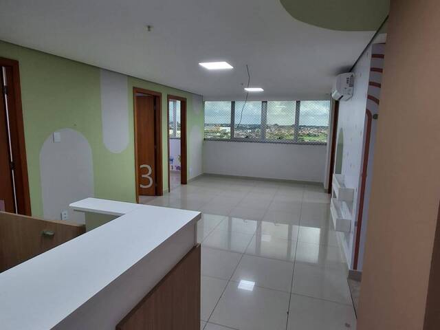 #4608 - Sala Comercial para Locação em Feira de Santana - BA