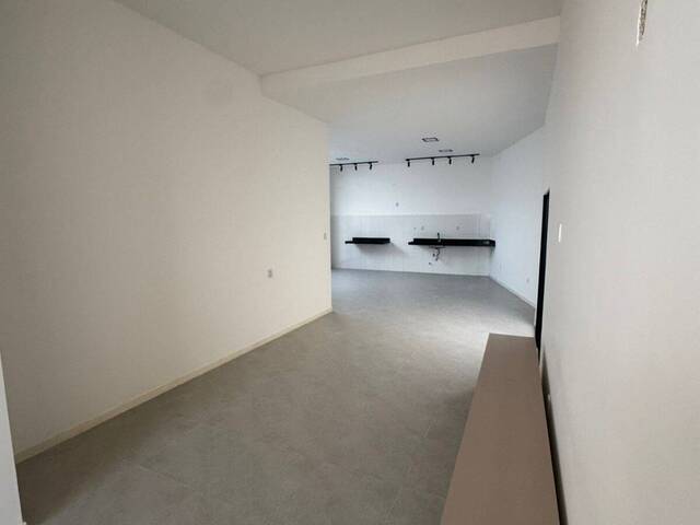 #4621 - Casa em condomínio para Venda em Feira de Santana - BA - 3