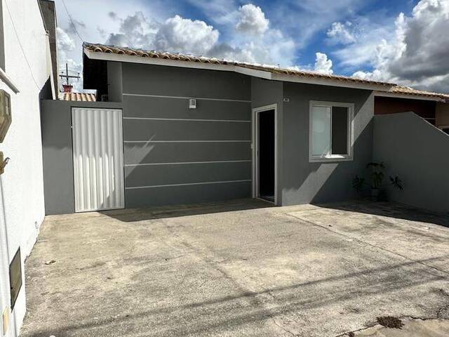 #4235 - Casa em condomínio para Venda em Feira de Santana - BA